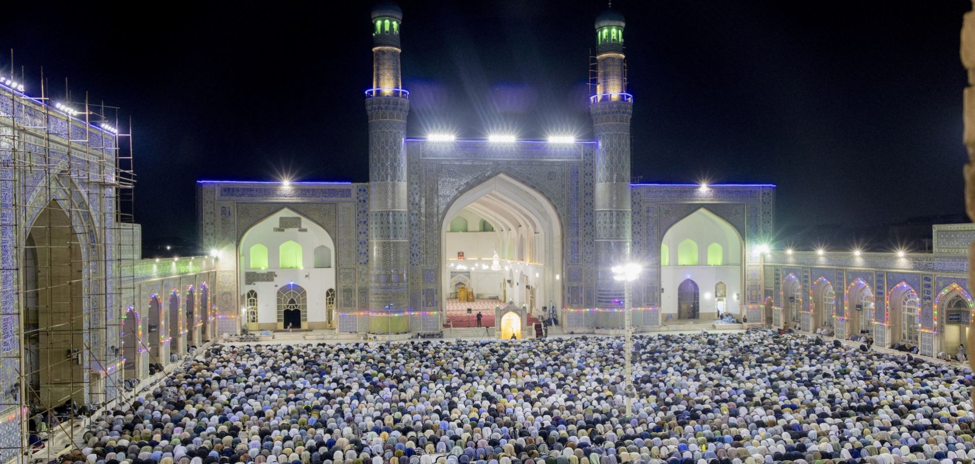نماز جماعت در مسجد