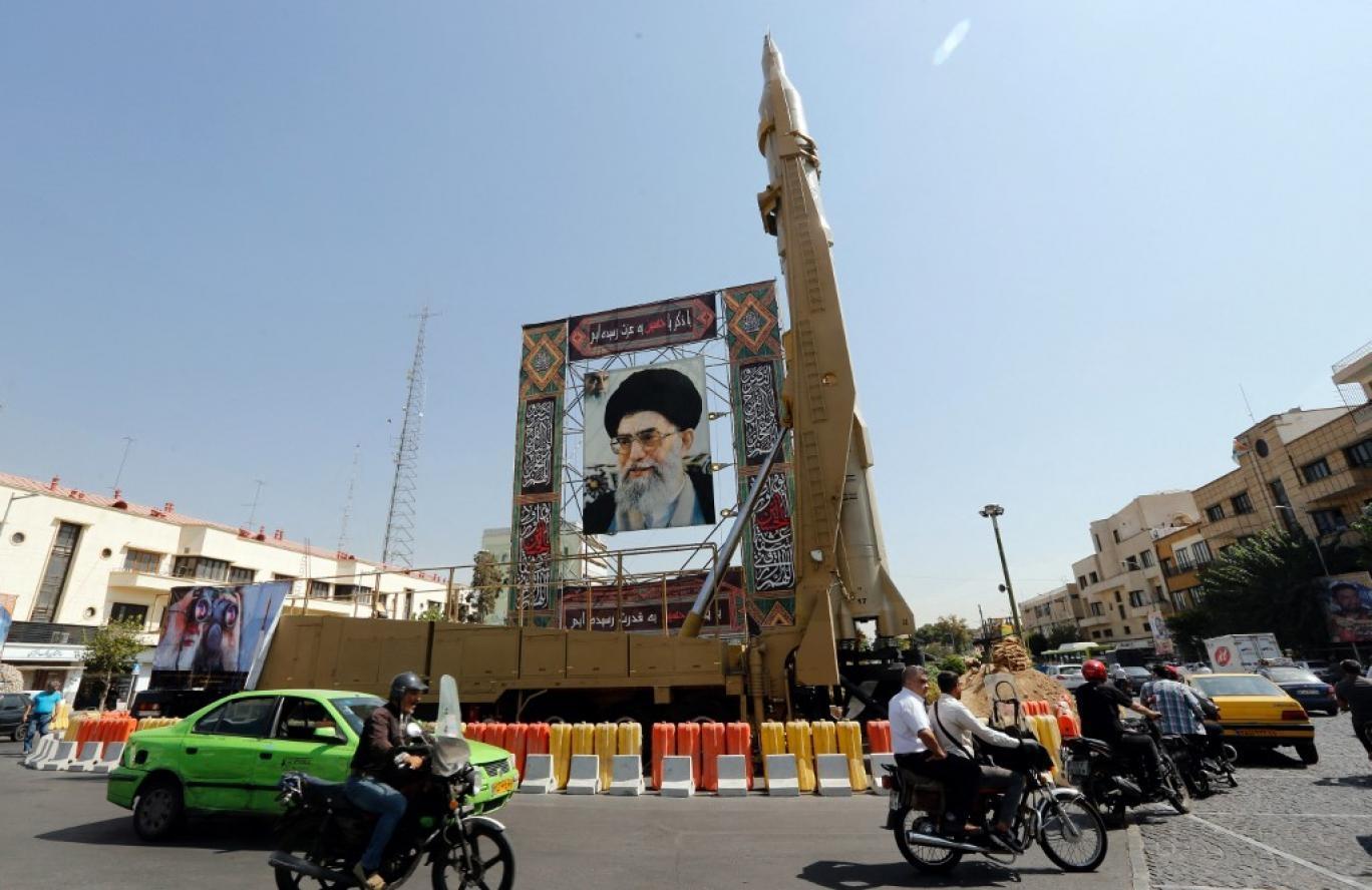 عکس رهبر انقلاب _ اطلس دیپلماسی