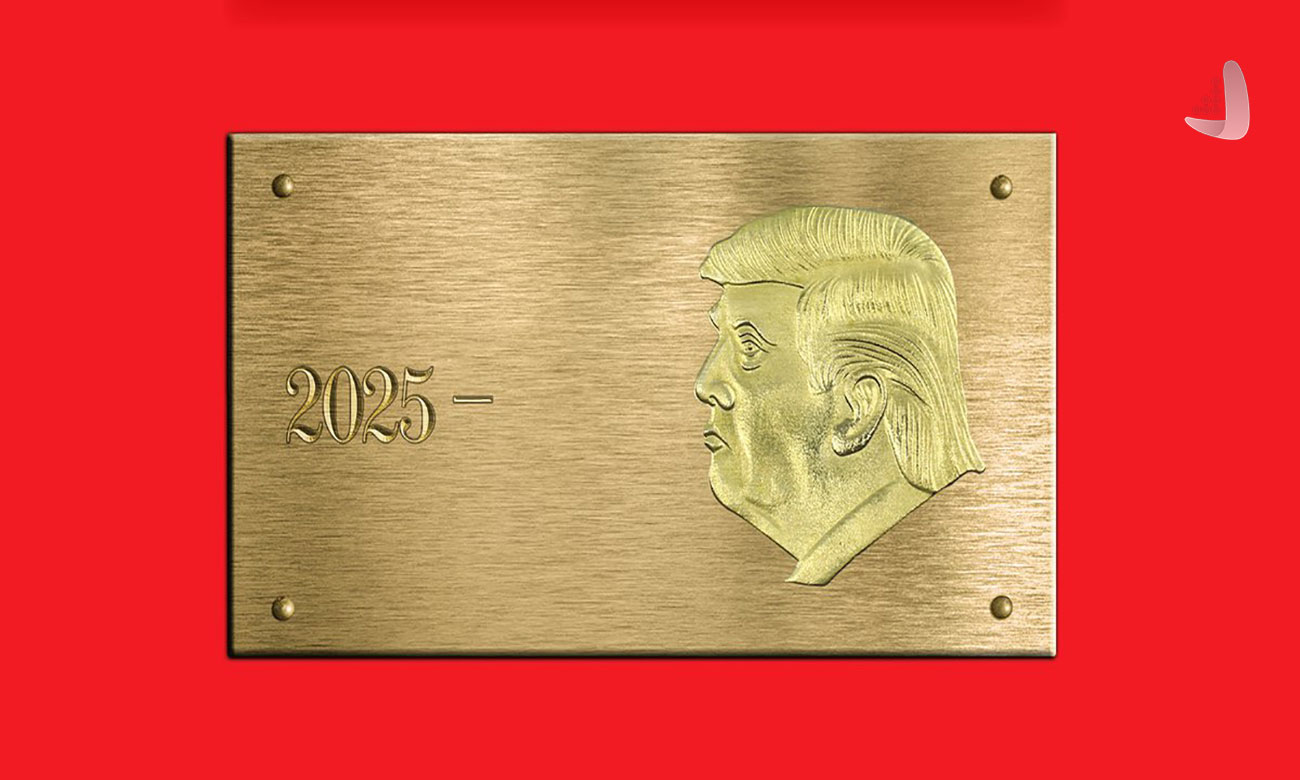 پلاک طلا با تصویر ترامپ _ اطلس دیپلماسی