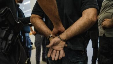 عکسی از بازداشت یک نفر _ اطلس دیپلماسی