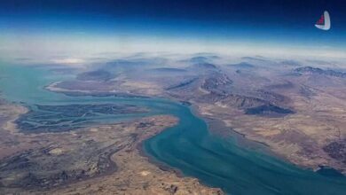 نما از بالا از تنگه باب المندب