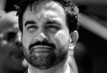 پرتره سیاه و سفید زهران ممدانی